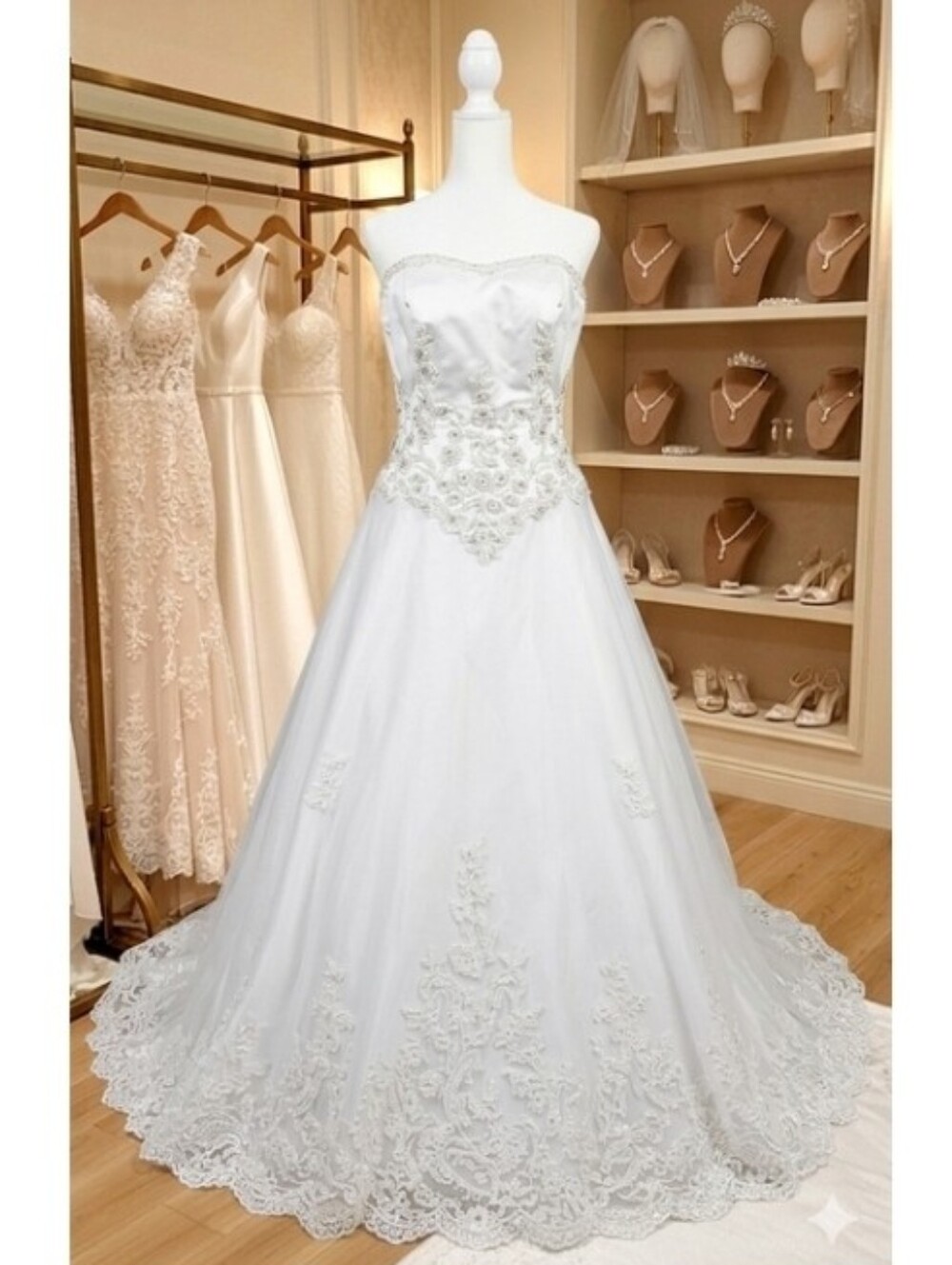 Anjolique Gorgeous White Boutique Gown Dress w/ Long Train - Picture 4 of 17